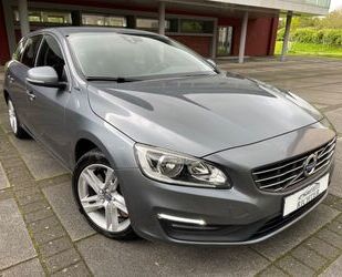 Volvo Volvo V60 D6 TWIN ENGINE Plug-in-Hybrid Momentum Gebrauchtwagen