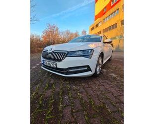 Skoda Skoda Superb 2.0 TDI SCR DSG STYLE COMBI STYLE Gebrauchtwagen