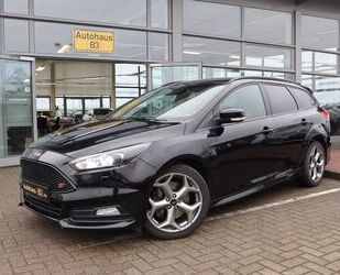 Ford Ford Focus Turnier ST-BI-Xenon-Navi-Recaro-Wi.-Pak Gebrauchtwagen