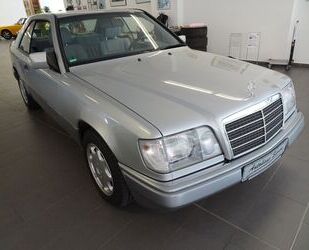 Mercedes-Benz Mercedes-Benz E200 Coupe erst 85.000km Gebrauchtwagen