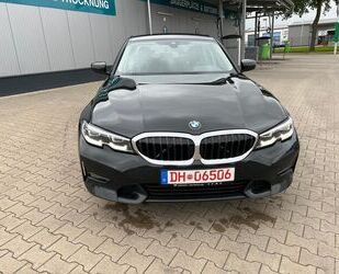 BMW BMW 330 i Sport Line Gebrauchtwagen