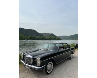 Mercedes-Benz Mercedes-Benz 230 w114 w115 strich acht Gebrauchtwagen