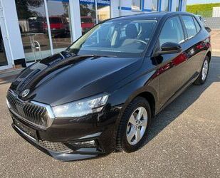 Skoda Skoda Fabia 1,0*Ambition Plus*Navi/SH/1.Hd./5 J.-G Gebrauchtwagen