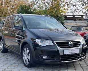 VW Volkswagen Touran CrossTouran/Navi/PDC/ Gebrauchtwagen