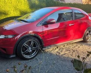 Honda Honda Civic 1.8 Type S, 2.Hand, 12 fach bereift Gebrauchtwagen