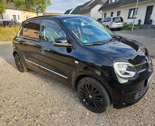 Renault Renault Twingo 22KWh Urban Night black/white Gebrauchtwagen