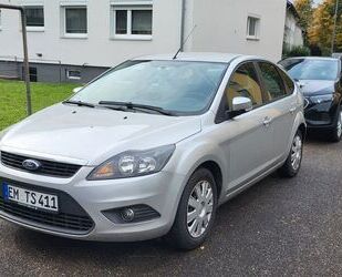 Ford Ford Focus 1,6 Silver Magic Silver Magic Gebrauchtwagen