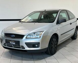 Ford Ford Focus 1.6 Trend Navi*Klima*PDC Gebrauchtwagen