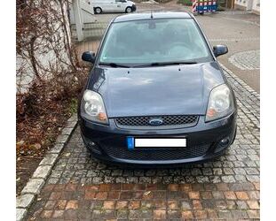 Ford Ford Fiesta 1,3 51 kW Ambiente Ambiente Gebrauchtwagen