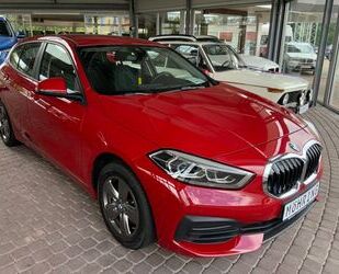 BMW BMW 118 Baureihe 1 Lim. 118 i AHK Navi LED Gebrauchtwagen