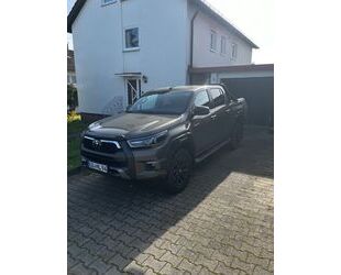 Toyota Toyota Hilux Invincible 2.8 double cab Gebrauchtwagen