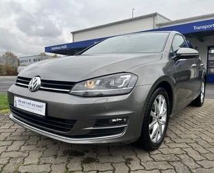 VW Volkswagen Golf VII Highline R-Line STHZ PANO XENO Gebrauchtwagen