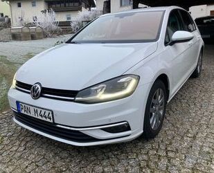 VW Volkswagen Golf 1.4 TSI 92kW Highline, LED, AHK Gebrauchtwagen