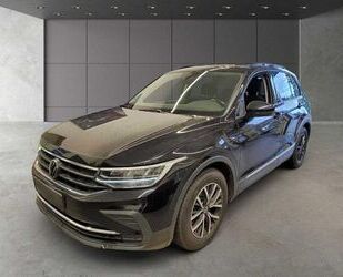 VW Volkswagen Tiguan Life 2.0 TDI/ACC/LANE Gebrauchtwagen