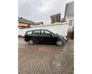 Honda Honda Stream 1.7i ES ES Gebrauchtwagen