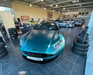 Aston Martin Aston Martin DB11 4.0 V8 Aston Martin Racing green Gebrauchtwagen