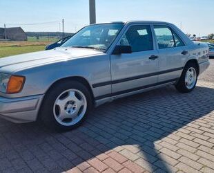 Mercedes-Benz Mercedes-Benz 300 E- W124 - TÜV 04/25 *H-Kennzeic Gebrauchtwagen