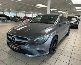 Mercedes-Benz Mercedes-Benz CLA 180/NAVI/LEDER/SITZHEIZUNG/FAHR- Gebrauchtwagen