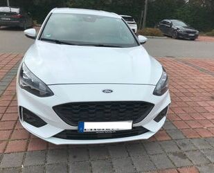 Ford Ford Focus 1,0 EcoBoost Hybrid 92kW ST-Line ST-Lin Gebrauchtwagen