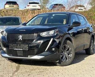 Peugeot Peugeot 2008 (e-) Active Pack *LED/APPLE/180°RFK/K Gebrauchtwagen