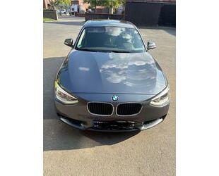 BMW BMW 116i - mit Navi Professional/PanoDach/Xenon Gebrauchtwagen