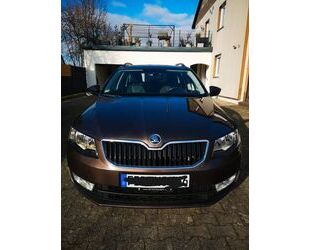 Skoda Skoda Octavia 2.0 TDI Green tec DSG Style Combi St Gebrauchtwagen