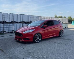 Ford Ford Fiesta 1,6 EcoBoost ST Leder-Sport-Paket ST . Gebrauchtwagen