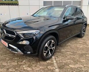 Mercedes-Benz Mercedes-Benz GLC 300e 4Matic PANO DAB AHK 360° Am Gebrauchtwagen