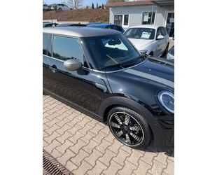 Mini MINI Cooper Automatik Gebrauchtwagen