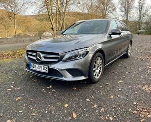 Mercedes-Benz Mercedes-Benz C 220 d T Avantgarde Automatik AHK L Gebrauchtwagen