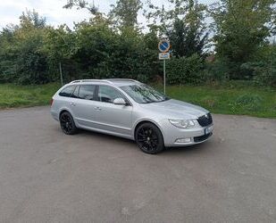 Skoda Skoda Superb 3.6 VR6 DSG 4x4 Elegance Combi Gebrauchtwagen