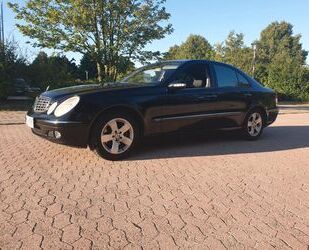 Mercedes-Benz Mercedes-Benz E 240 ELEGANCE, 2.HAND, VB, VIELE NE Gebrauchtwagen