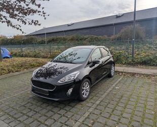 Ford Ford Fiesta 1,1 63kW Cool & Connect + Winterpaket Gebrauchtwagen