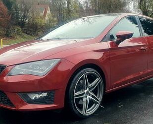 Seat Seat Leon FR *LED*Navi*Sitzh.*Teilleder.*19 Zoll* Gebrauchtwagen