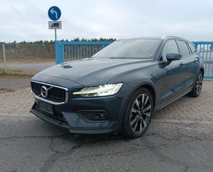 Volvo Volvo V60 Cross Country D4 AWD Geartronic/Pano/Kam Gebrauchtwagen