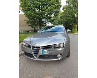 Alfa Romeo Alfa Romeo Alfa 159 2.4 JTDM 20V Distinctive Disti Gebrauchtwagen