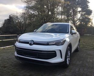 VW Volkswagen Tiguan 1.5 eTSI 110 kW Life NAV AHZ KAM Gebrauchtwagen