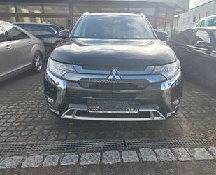 Mitsubishi Mitsubishi Outlander PHEV Basis Spirit 4WD Gebrauchtwagen