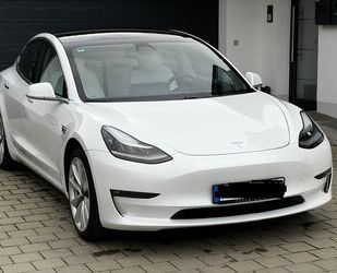 Tesla Tesla Model 3 Dual Motor AWD Gebrauchtwagen