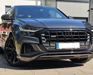 Audi Audi Q8 55 TFSI Quattro S-LINE Garantie Matrix AHK Gebrauchtwagen