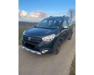 Dacia Dacia Dokker TCe 130 Stepway Plus *AHK*NAVI*PDC*TE Gebrauchtwagen