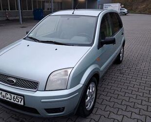 Ford Ford Fusion 1,6 16V + Autom. + Gebrauchtwagen