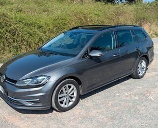 VW Volkswagen Golf 1.6 TDI DSG Comfortline Variant *L Gebrauchtwagen