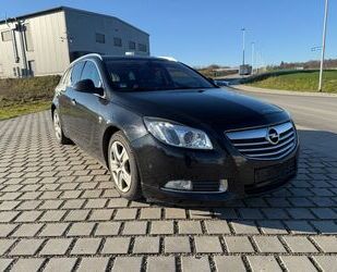 Opel Opel Insignia 2,0CDTI OPC LINE/XENON/NAVO/PANO/LED Gebrauchtwagen