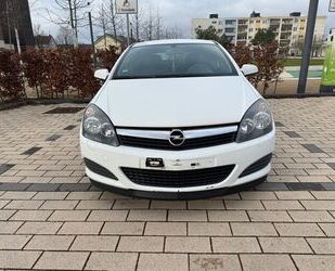 Opel Opel Astra GTC 1.4 Twinport ecoFLEX INNOVATION IN. Gebrauchtwagen