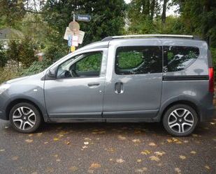 Dacia Dacia Dokker Stepway Celebration 1,2 L Navi 5 Sitz Gebrauchtwagen