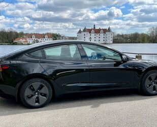 Tesla Tesla Große Batterie, AHK, AWD, + Monitor u. Extra Gebrauchtwagen