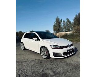 VW Volkswagen Golf VII GTI 2.0 TSI *Vollausstattung & Gebrauchtwagen