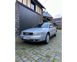 Audi Audi A4 1.8 - Klima, 8-Fach bereift, Bluetooth Gebrauchtwagen