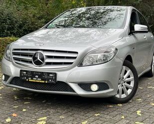 Mercedes-Benz Mercedes-Benz B 180 B -Klasse B 180|NAVI|SHZ|KLIMA Gebrauchtwagen